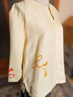 着物リメイク　淡い黄色の結び紐柄　チュニック