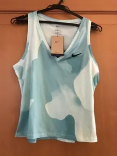 ナイキ　テニスウェア　緑色柄タンクトップ　US-Sサイズ　新品