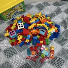 レゴデュプロ　カラフル　ブロック　ハウス　人形
