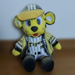 阪神タイガース トラッキー マスコットキーチェーン - メルカリ