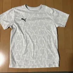 PUMA パターン入りホワイトTシャツ