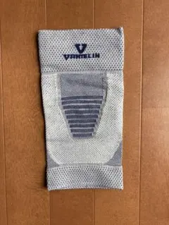 バンテリン　膝サポーター　高通気性タイプ