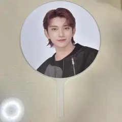 ジョシュアうちわ SEVENTEEN セブチ ジョシュア うちわ - メルカリ