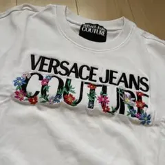 お値下げ⭐︎ヴェルサーチジーンズ　グロップド丈　トップスのサムネイル