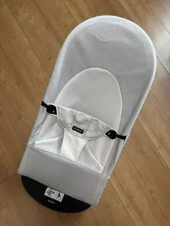 BABYBJÖRN バウンサーと専用トーイのセット グレー - メルカリ