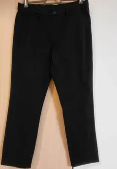 ブラック スリムフィットパンツ