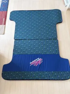 希少 ハイラックスサーフ180185系純正オプションスリーピングマットのサムネイル