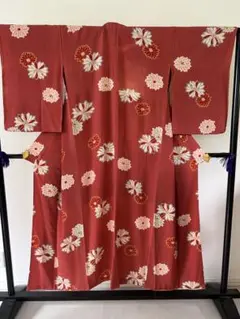 アンティーク着物　正絹　しつけ糸付き　身丈148cm 着物のみ