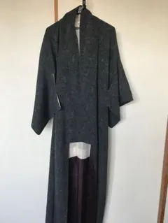 上質大島紬花柄小紋着物