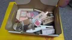 【匿名配送】be Happy★コスメ★中古まとめ売り♡ゆうパケットプラス♡