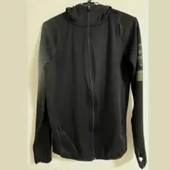 H&M SPORTS 薄手パーカー Sサイズ（ユーズド）