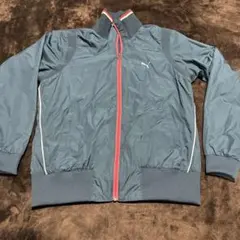 上下セットアップ PUMA Sサイズ ウインドブレーカー　刺繍ロゴ　グリーン