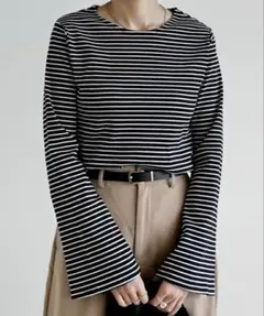 新品 Re:EDITクルーネックフレアスリーブリブカットソー