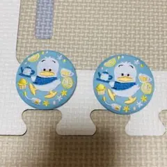 サンリオ　刺繍缶バッジ　ペックル