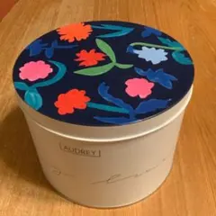 AUDREY オードリー バレンタイン スペシャル缶（Ｍ）2023