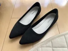 【美品】steppi グリッターポインテッドパンプス　ブラックラメ　7H