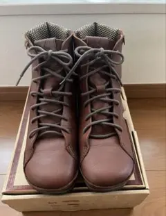 未使用タグ付き コース KOOS シボ革 本革 SNEEUW ブーツ ベルト 茶 2025年