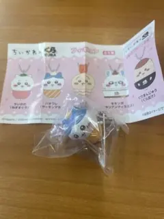 くら寿司　ちいかわ　ハチワレ