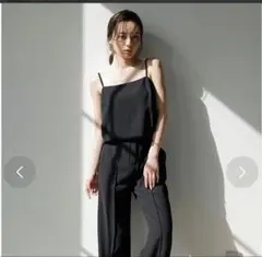 anuans バックサテンキャミソール ブラックのサムネイル