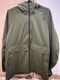 Nike フード付きナイロンジャケット オリーブ