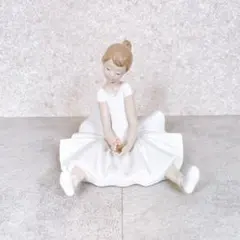 【リアドロ】NAO　人形を抱いた少女　ハンドメイド　陶器　完品　スペイン製 楽天市場】nao リヤドロの通販