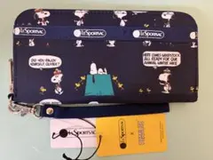 【新品】LeSportsacレスポートサック スヌーピー長財布　レディースポーチ