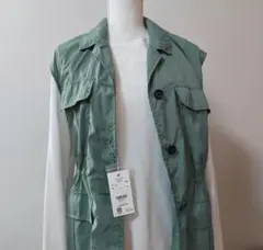 【新品LOWRYS FARM】羽織るだけでおしゃれに！オリーブグリーン ベスト