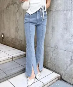 INGNI メタル付フロントスリットハイウエストフレアデニムパンツ　ブルー