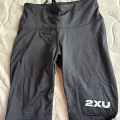 2XU ブラック ハーフパンツ