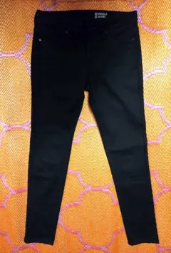 UNIQLO ブラック スキニーデニム　26インチ