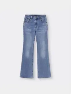 GU ミドルライズフレアジーンズ　Mサイズ