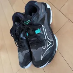 ミズノ　 ウエーブライトニング Z8