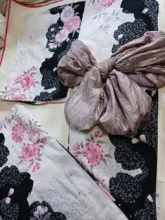 Item thumbnail for item 9651b3cb-f4e0-4130-82d3-303b4dafe6ae