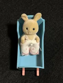 シルバニアファミリー 赤ちゃんお出かけセット　ゆりかご付き