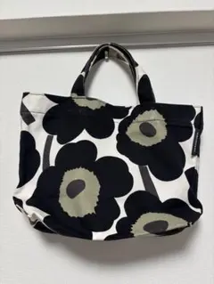 marimekko マリメッコ トートバッグ ウニッコ柄のサムネイル