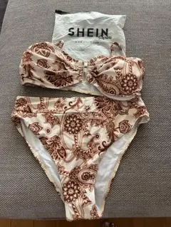 水着　ビキニ　swim wear ホワイト　ブラウン　白　ペイズリー