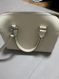 ホワイト ショルダーバッグ 合成皮革