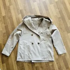 ベージュ ダブルブレスト フード付きジャケットのサムネイル