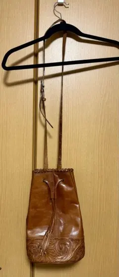 Goa カービングバックのサムネイル