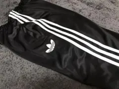 アディダスオリジナルス