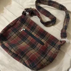 えんじ 赤 チェック柄 ショルダーバッグ 大容量
