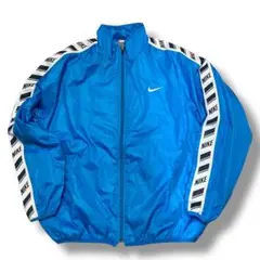 NIKE ナイロンジャケット 袖ライン 中綿ジャケット メンズ 古着 L 薄手