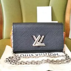 ほぼ未使用　綺麗　ショルダーバッグ　財布　チェーンウォレット