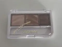 ⭐︎CEZANNE ライティングアイシャドウ 01 ロイヤルベージュのサムネイル