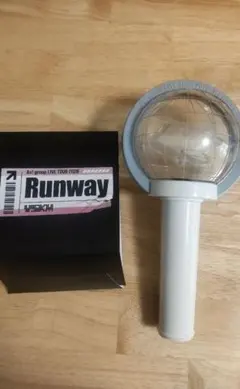 Aぇ!group Runway ペンライト 電池付き - メルカリ