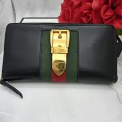 【美品】 GUCCI グッチ 長財布 財布 シルヴィ シェリーライン ベルト金具のサムネイル