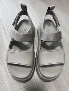 UGG emmi ゴールデングロウ　グレーベージュ 24cmのサムネイル