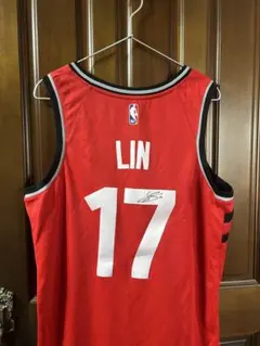 NBA Raptorsジェレミー・リン 直筆サイン入りユニフォーム NBA Raptorsジェレミー・リン 直筆サイン入りユニフォーム - メルカリ