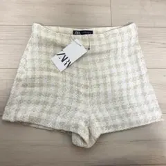 【新品未使用】zara ツイード ショートパンツ ゴールドラメのサムネイル