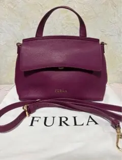 16日まで限定値下げ！新品✨FURLA ドルチェビータ レザー ハンドバッグ 